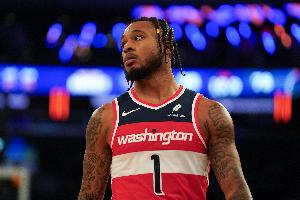 沖擊力十足！惠特摩爾替補(bǔ)19分鐘14中8拿到17分5板 正負(fù)值+6