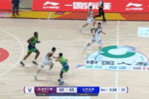 我們是怎么得到他的！陳林堅(jiān)第三節(jié)3記三分拿下11分