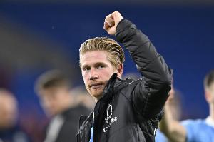 馬賽總監(jiān)貝納蒂亞：今夏嘗試過引進德布勞內(nèi)和韋斯利·福法納