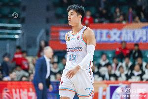 在家鄉(xiāng)長(zhǎng)沙參賽！媒體人：于德豪作為東道主請(qǐng)全隊(duì)品嘗老家湖南菜