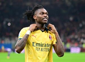 帕齊尼點評萊奧：背對球門有很大的進(jìn)步，他在學(xué)習(xí)真正的中鋒跑位