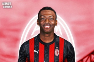 羅馬諾：阿里薩拉將在哥倫比亞杯決賽后前往意大利，加盟米蘭