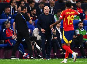 德拉富恩特：亞馬爾可以成為像C羅、馬拉多納或梅西那樣的傳奇