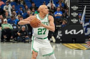 杰倫·布朗：我不想讓沃爾什太得意忘形 他需要保持謙遜