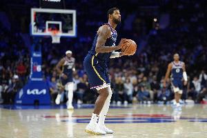 狀態(tài)在線！喬治半場出戰(zhàn)12分鐘 6中4拿到11分2助