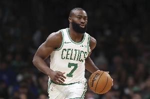 杰倫·布朗賽季10次單節(jié)15分聯(lián)盟最多 米切爾9次、東契奇&SGA7次