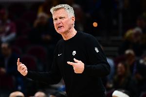 科爾：我們連續(xù)三場節(jié)奏都很好 上場失利打擊很大&今天回應得很好