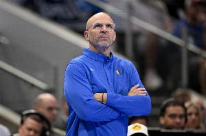 近5戰(zhàn)4勝！基德：球轉(zhuǎn)移非常流暢 防守端表現(xiàn)給了我們贏球的底氣