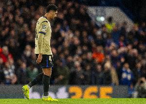 無(wú)限期休戰(zhàn)??科貝：阿勞霍情況非常嚴(yán)重 焦慮多次發(fā)作+精神崩潰