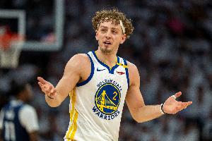 波杰姆多次30分鐘內(nèi)砍20+5+5且進(jìn)5+三分 勇士隊史第二人&比肩庫里