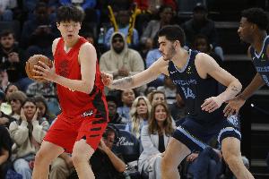 【菜鳥(niǎo)】楊瀚森生涯首次先發(fā)4分5板2助 18號(hào)秀20分9助 VJ15分5板