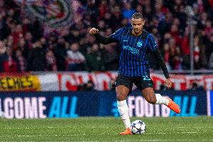 記者：阿坎吉因流感缺席國(guó)米訓(xùn)練，俱樂部明日評(píng)估其身體狀況