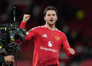 曼晚賽后評(píng)分：B費(fèi)、芒特8分最高，卡塞米羅、姆伯莫、庫(kù)尼亞7分