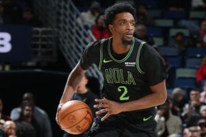 今夏3年6758萬(wàn)續(xù)約！記者：一旦鵜鶘開(kāi)超市 湖人將追赫伯特·瓊斯