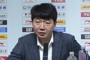 邱彪：球隊三分命中率低 但陳林堅依舊5中3 我對他的表現(xiàn)非常滿意