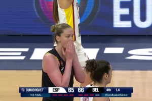 離譜！女籃歐錦賽決賽比利時末節(jié)14-0逆轉(zhuǎn)??最后還搶斷絕殺
