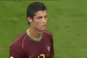 眾多英格蘭球迷的意難平！魯尼世界杯被罰下，C羅迷之眨眼