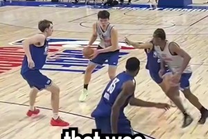 外媒此前銳評(píng)楊瀚森：主導(dǎo)低位，超高傳球能力，甚至還有三分！