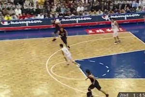 打的對(duì)手沒(méi)脾氣！姚明國(guó)家隊(duì)精彩集錦！暴力和技術(shù)的雙重結(jié)合！