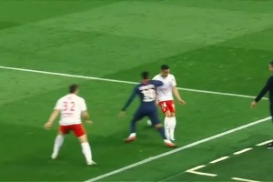 創(chuàng)造力點滿的男人！誰會不喜歡球場上的內(nèi)馬爾呢？