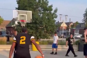 腳頭太準(zhǔn)了！名場面：38歲胡爾克在巴甲上演角球直接破門！