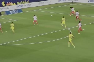 即插即用！布坎南首次西甲先發(fā)，上演帽子戲法+穿襠過人！