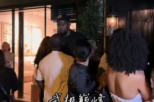 弗拉格新賽季最佳新秀應(yīng)該穩(wěn)了吧 ？