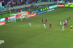 絕殺時(shí)刻！巴爾博薩轟出驚天世界波，這腳力量和弧線實(shí)在太棒了！