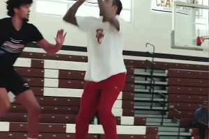 “ 現(xiàn)役唯一的古典分位 ”德羅贊 他的打球方式你喜歡嘛？