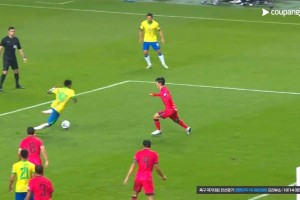 巴西隊(duì)這一串配合，把攝影機(jī)都晃暈了??