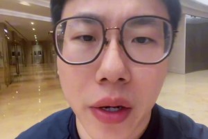 快生了吧？??張曼源曬手勢舞視頻：胖的我扭兩下都氣喘吁吁